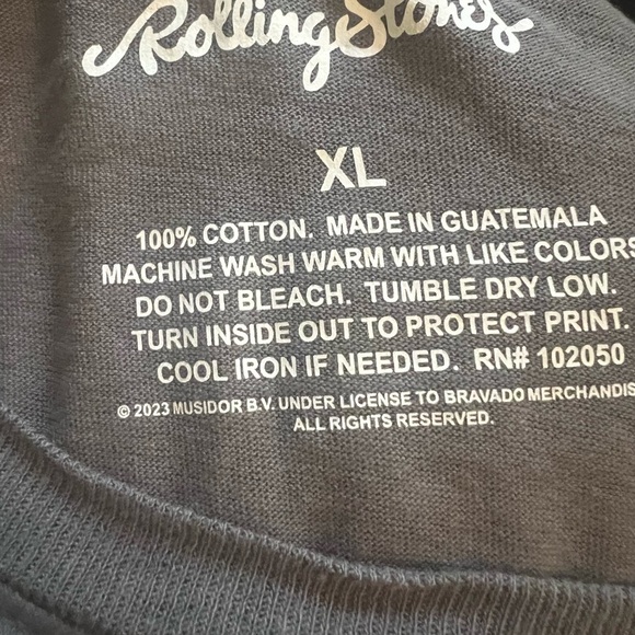 NWT Rolling Stones graphic tee - Picture 7 of 10